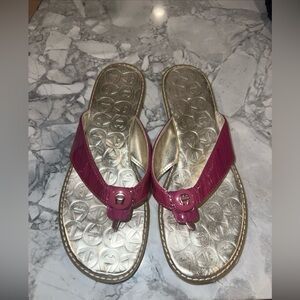 Etienne Aigner Women's Pink and Gold Thong Sandals 7